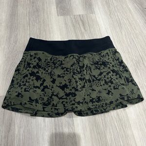 RARE lululemon tennis skirt
